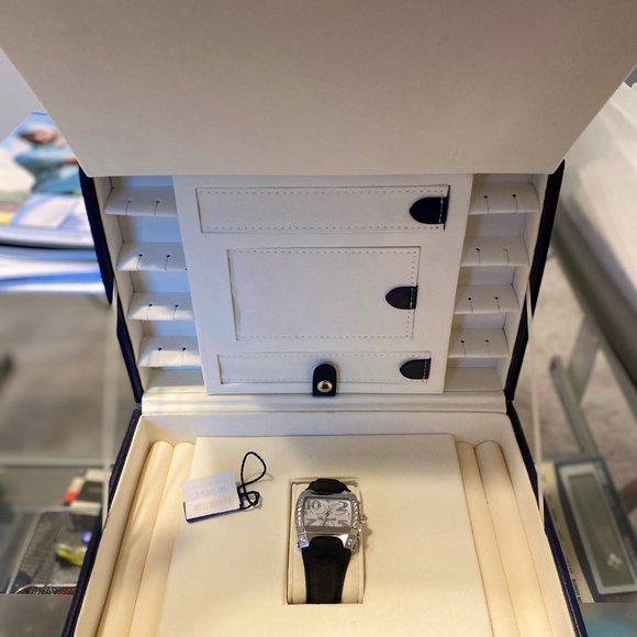 RARE Faconnable Cocoon Chronograph Watch - Picture 3 of 5